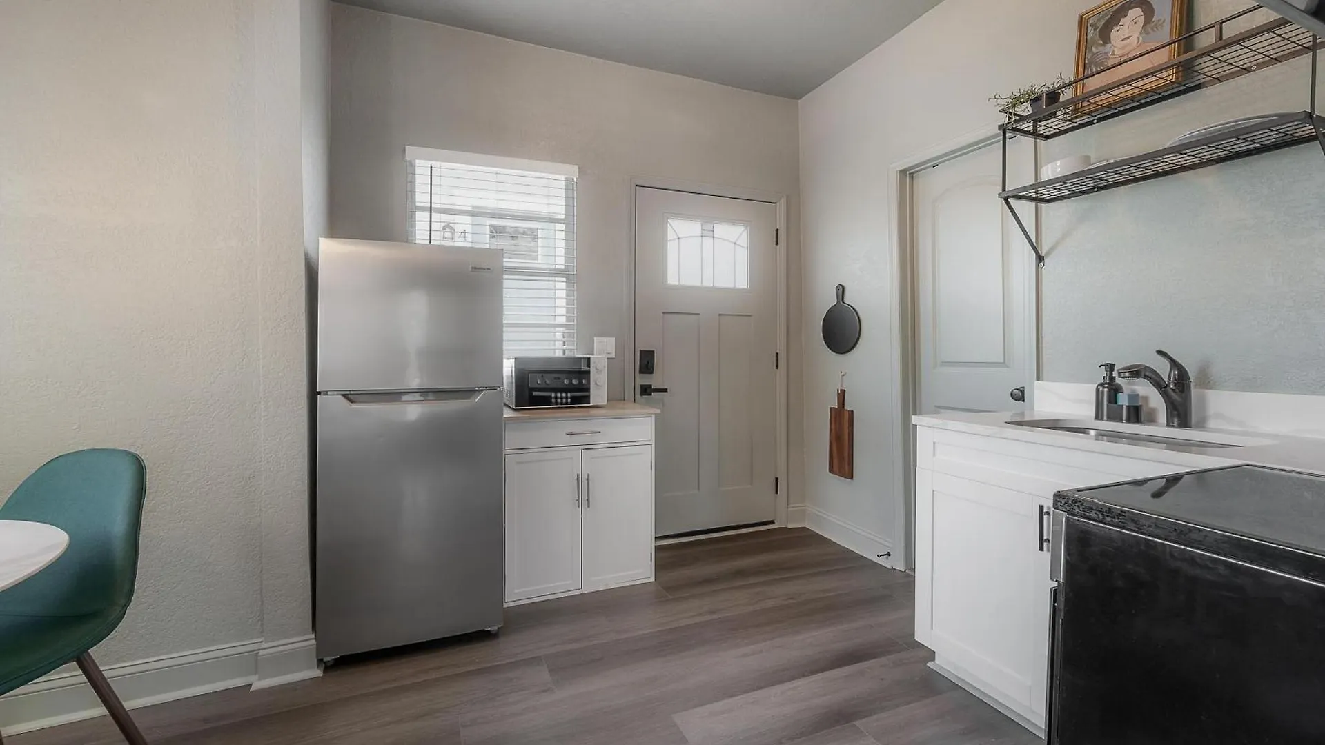 Updated Condo In Heart Of Tampa 0*,